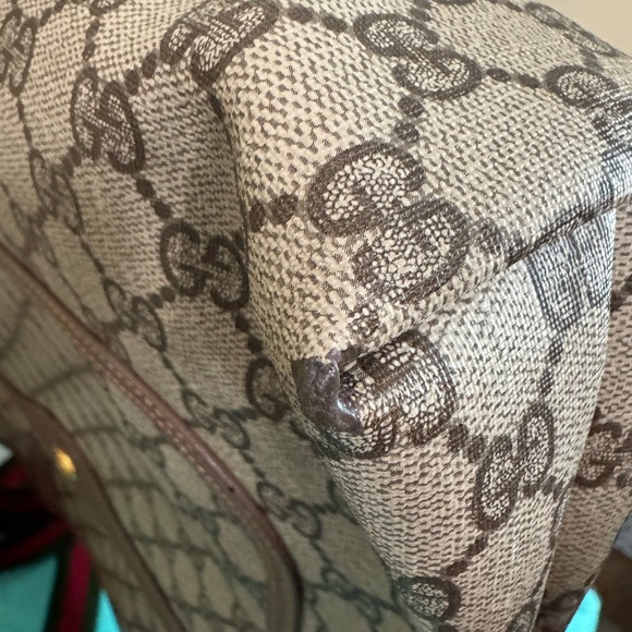 Gucci Sherry Liine Tote with Red and Green Straps - Picture 8 of 16